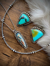 Load image into Gallery viewer, Hubei Turquoise Teal and Black Cut Pendant
